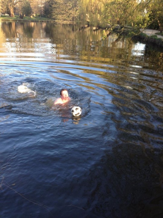 Take and dip and find your balls