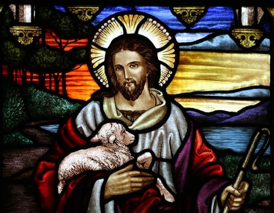 616px-StJohnsAshfield_StainedGlass_GoodShepherd_Portrait