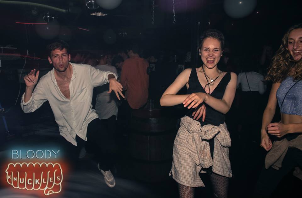 Moneky Dance