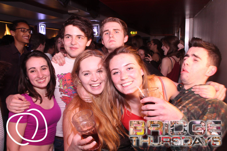 No one stands between her and a club photo