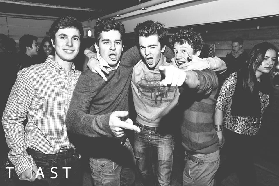 lad pose