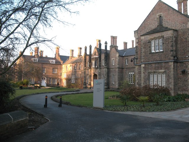 York_St_John_University_-_geograph.org.uk_-_1110739