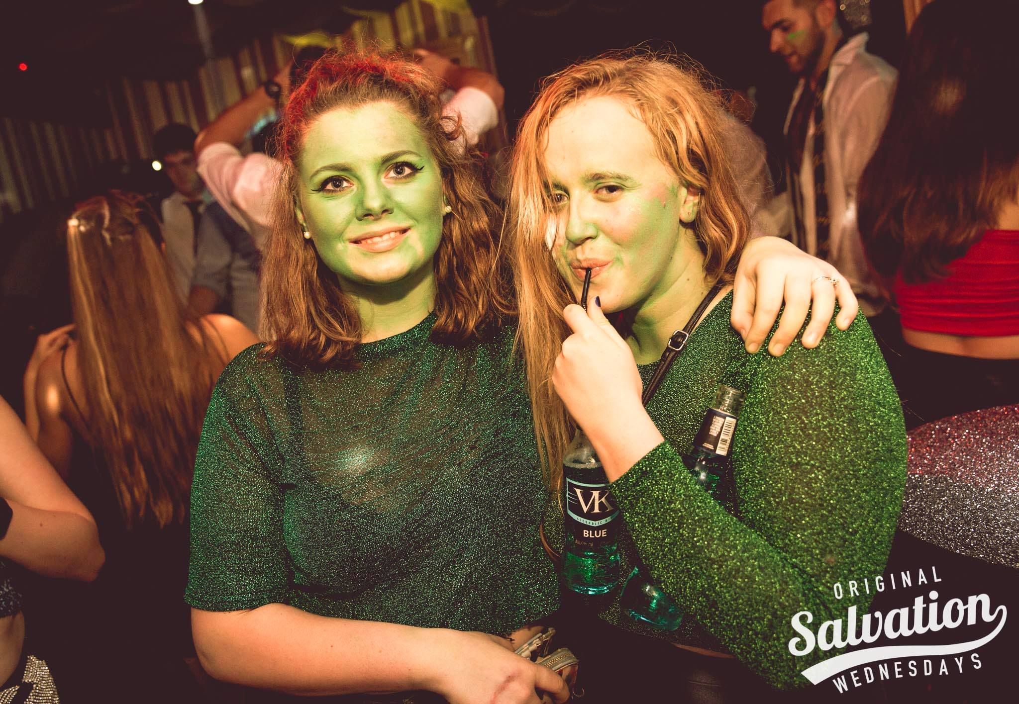Image may contain: Drink, Beverage, Alcohol, Night Life, Night Club, Club, Person, People, Human