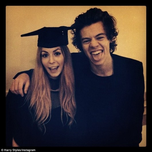 Harry Styles posted this photo of the pair on instagram, reaking over 790,000 likes