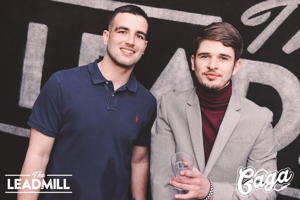it's all well and god wearing a turtleneck and jacket but his mate's vod lem stain ruins it tbh