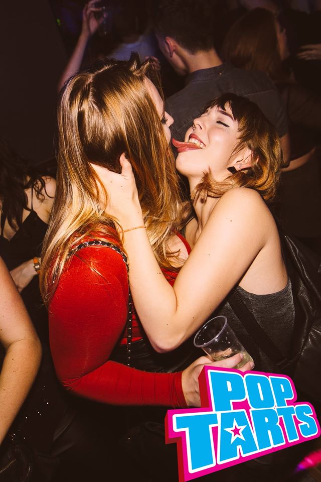 Trying to show your mate how blue your tongue is from your VK
