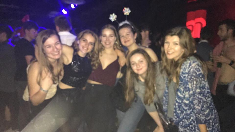 'shout out to the netballers'