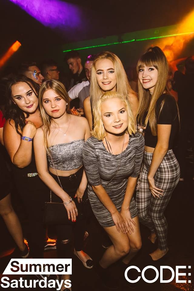Image may contain: Party, Drink, Beverage, Alcohol, Night Life, Night Club, Club, Person, People, Human