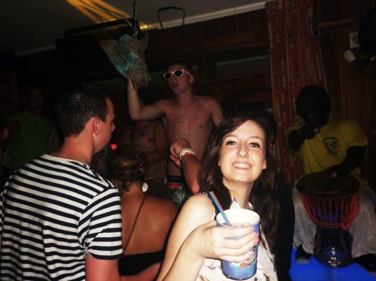 01.fun flatmates