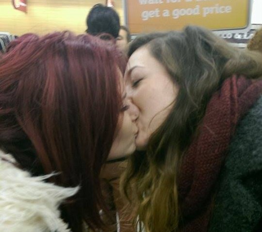kiss 1