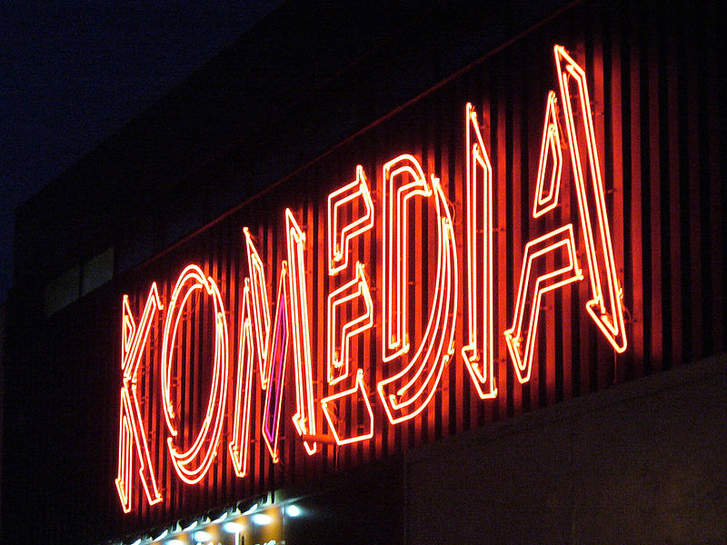 800px-komedia_neon_sign_brighton_491695767