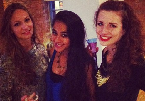 What a top lass (she's on the right)