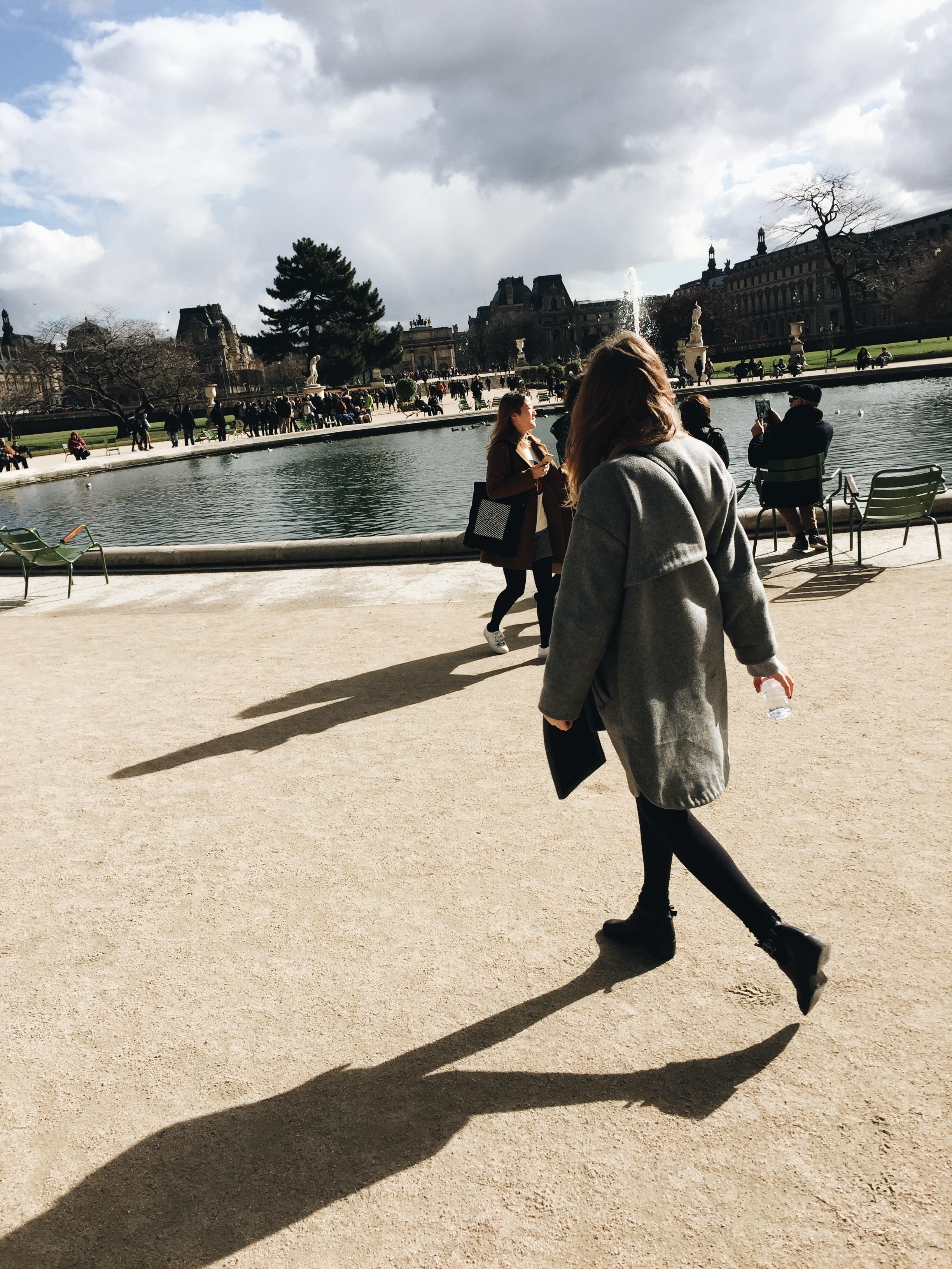 Save money by walking everywhere: great thighs and more dolla 