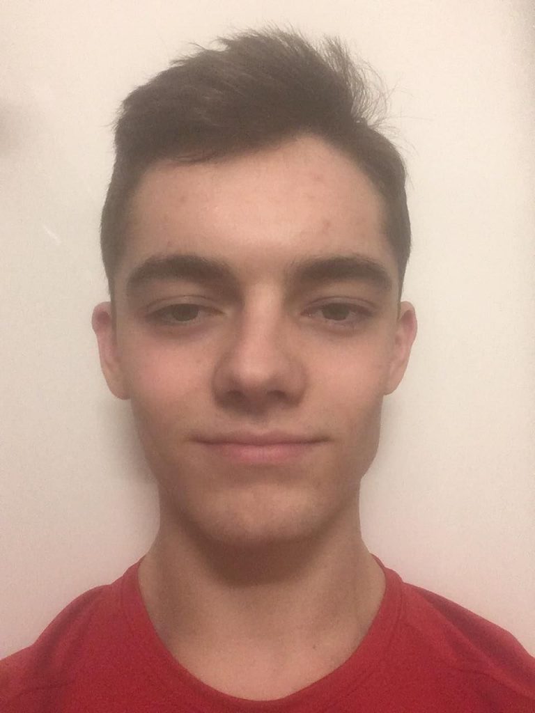 Image may contain: Selfie, Man, Portrait, Photography, Photo, Smile, Boy, Head, Human, Person, Face