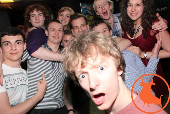 Photobomber extraordinaire