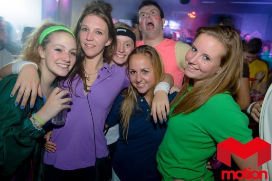 Best photobomb of the week goes to...