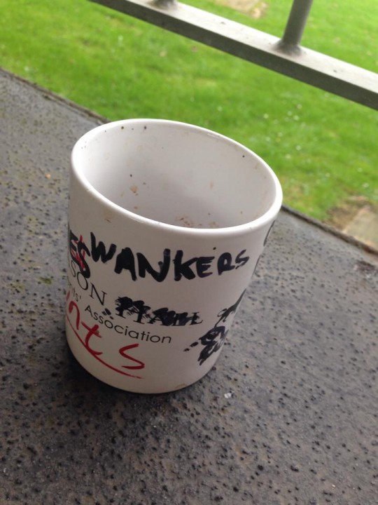 poo in a mug 3