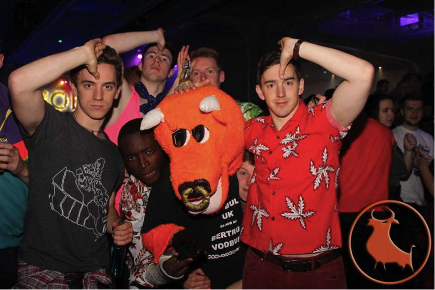 Best squad pose 