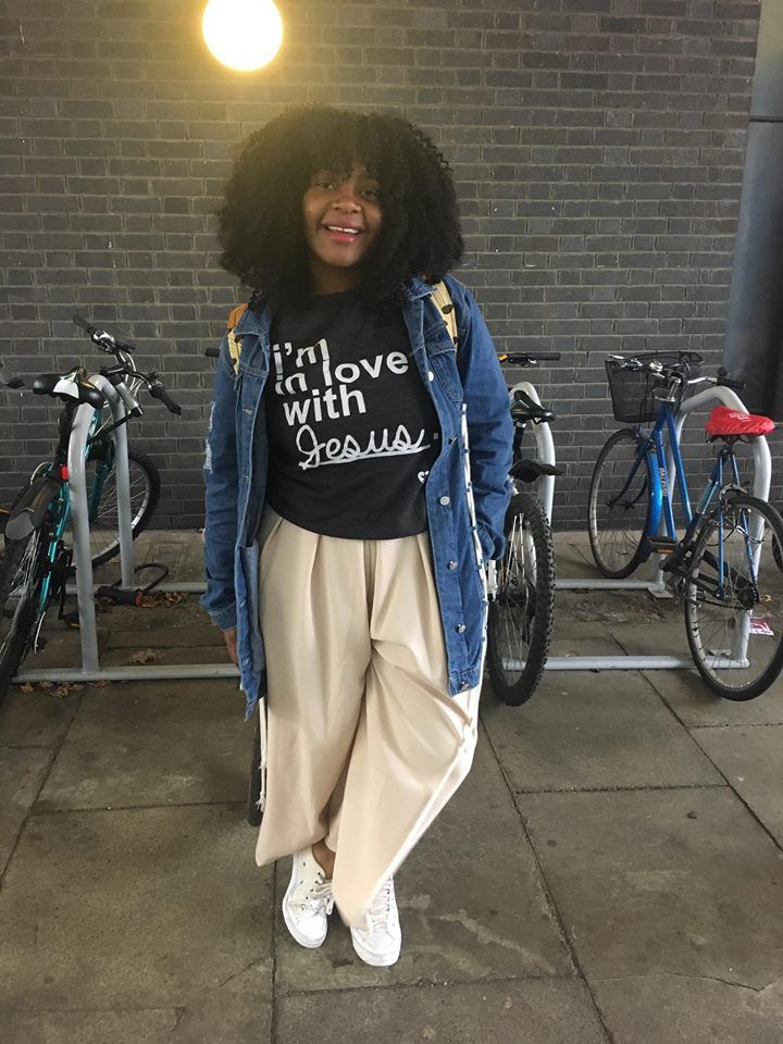Image may contain: Sports, Sport, Cyclist, Vehicle, Transportation, Bike, Bicycle, Hair, Afro Hairstyle, Person, People, Human