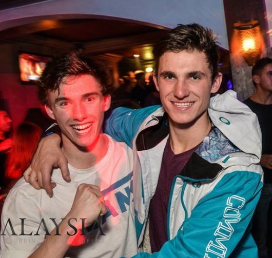 Good old bit of brotherly love between our favourite President and favourite fresher.