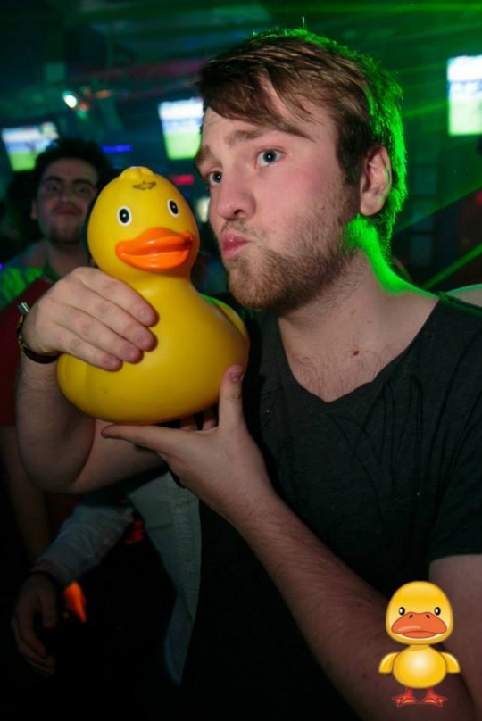Tom is ducking mental