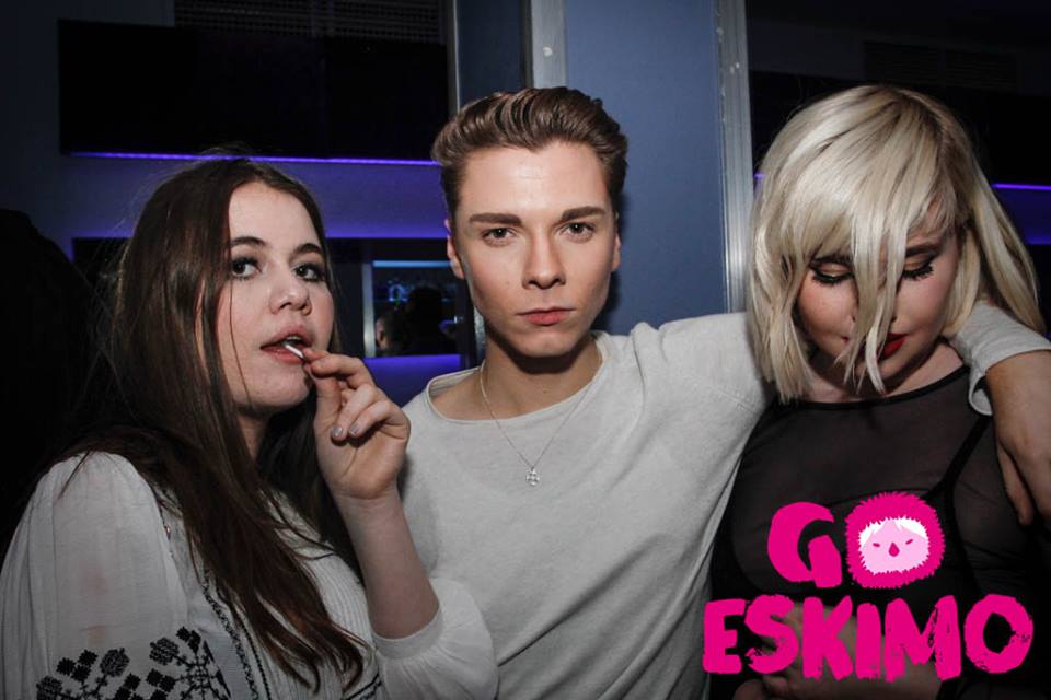 Cheekbones of the week