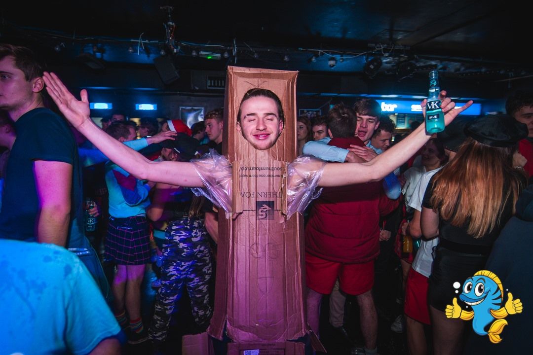 Image may contain: Disco, Night Life, Party, Night Club, Club, Human, Person