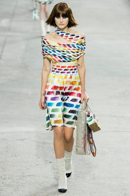 CHANEL COLOUR
