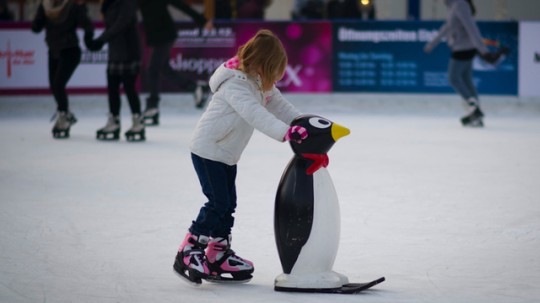 skating penguin