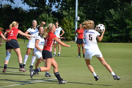 Outdoor_korfball_match
