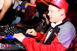 DJ