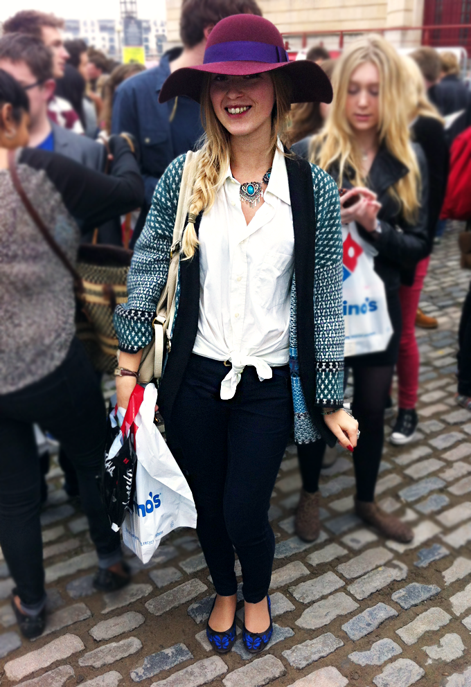 Name: Galina Degree: 1st year Neuroscience Hat: Oasis Necklace: Primark Cardigan: Zara 