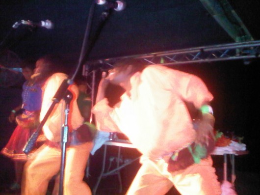 an attempt to capture some crazy Shangaan dancing