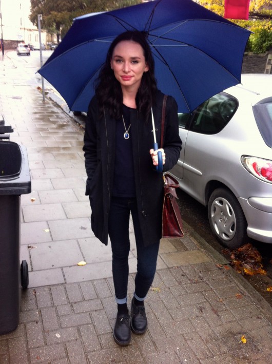 Soraya works the look in her Comptoir des Cotonniers coat. 