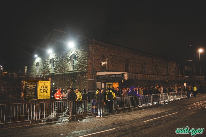 Remember to ask everyone in the queue if they've got any going spare!