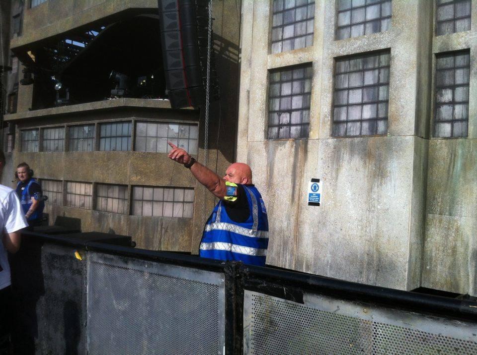 Put your hands up