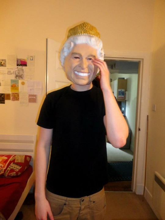 Doth one not know who I am?!