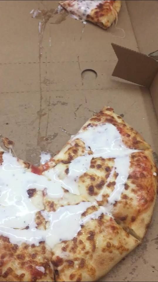 Image may contain: Pizza, Food