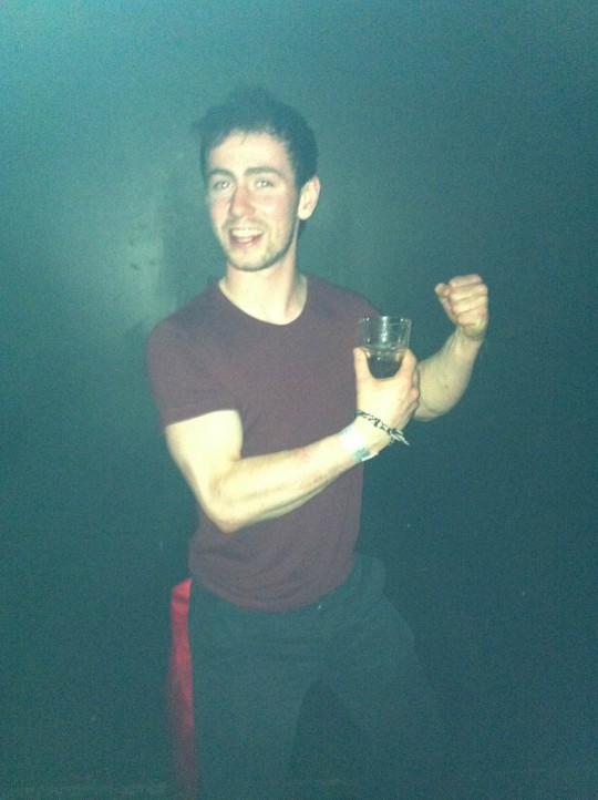 Tickets to the "Gun Show" are available from all good outlets