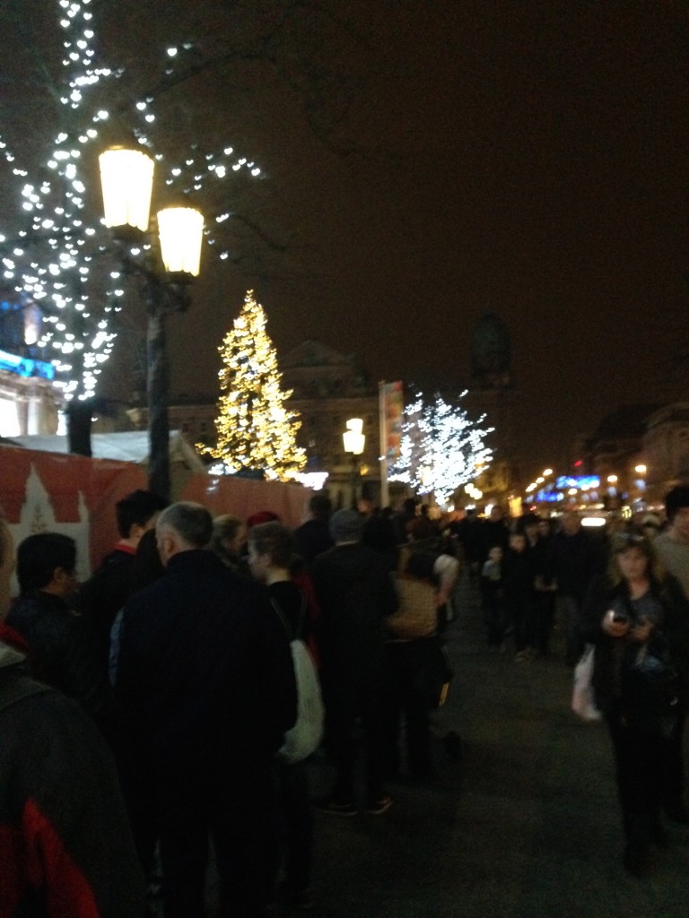 We're not even in yet and already queuing