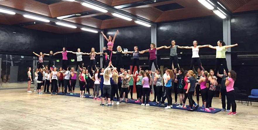 cheer4