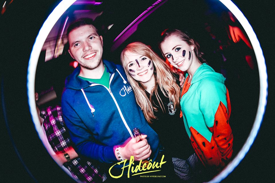 I bet you don't go out with warpaint on!
