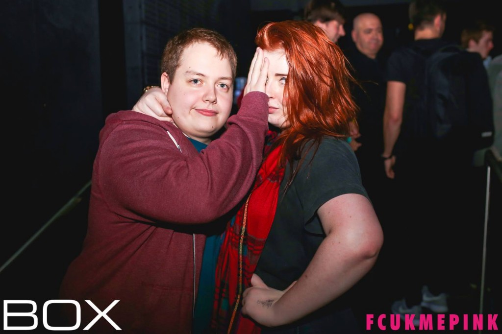Get outta my photo
