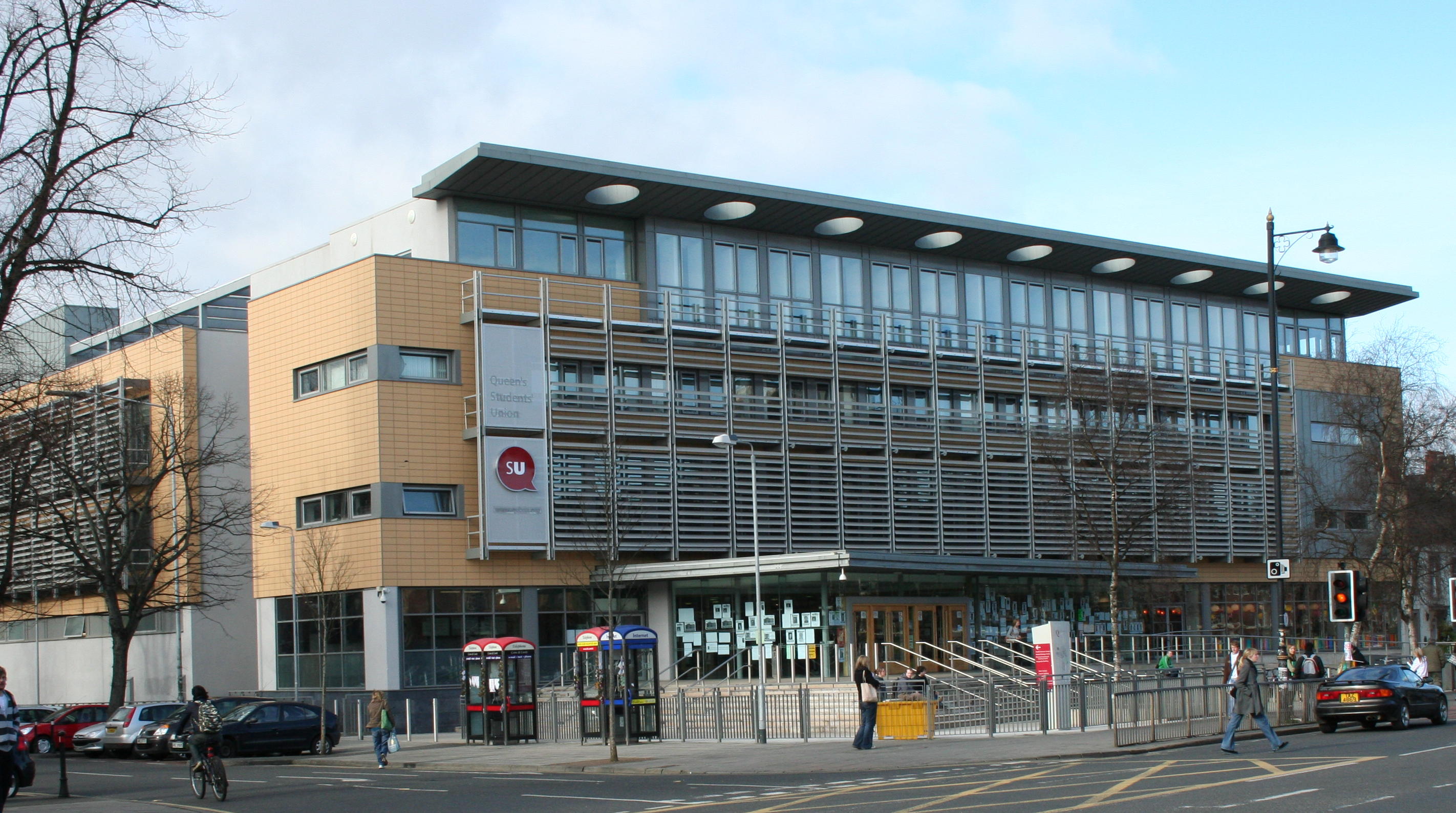 Student's_Union_Queen's