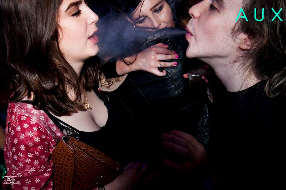 Does 2nd hand vaping kill?
