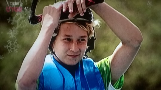 Baz readies himself for the second round