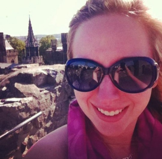 Reppin' Cardiff Castle with a selfie.