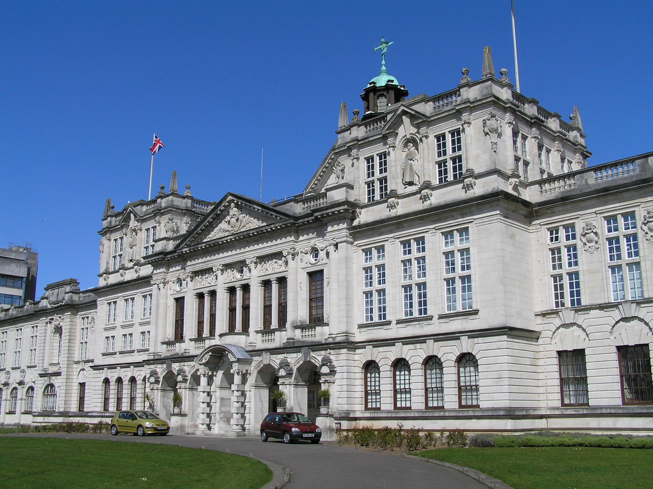 cardiff-university-main