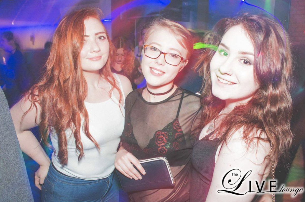 How does the live lounge photographer always take the best pics???? It's a mystery.
