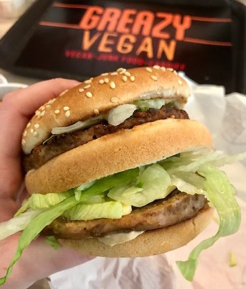 Image may contain: Sandwich, Food